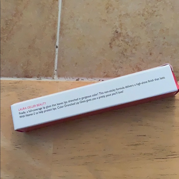 Laura Geller Drenched Lip Gloss - GUAVA DELIGHT. - Picture 5 of 8